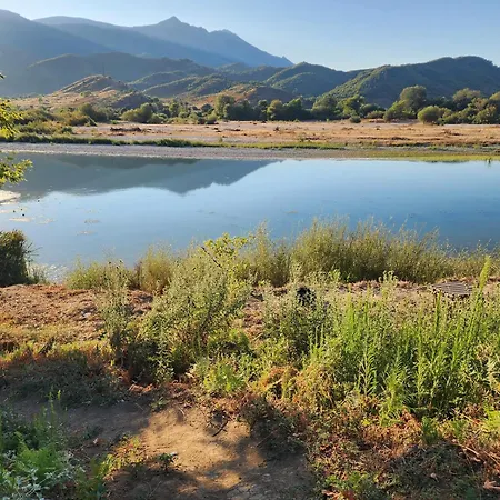 Shtepez * Gjirokastër