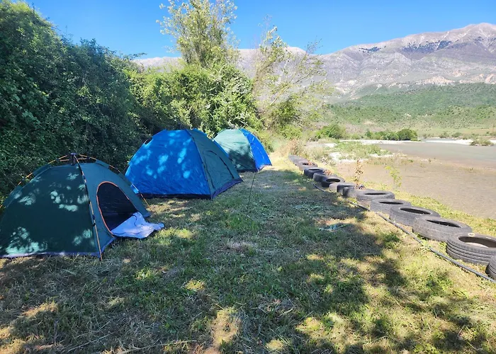 مكان تخييم Shtepez Gjirokastër